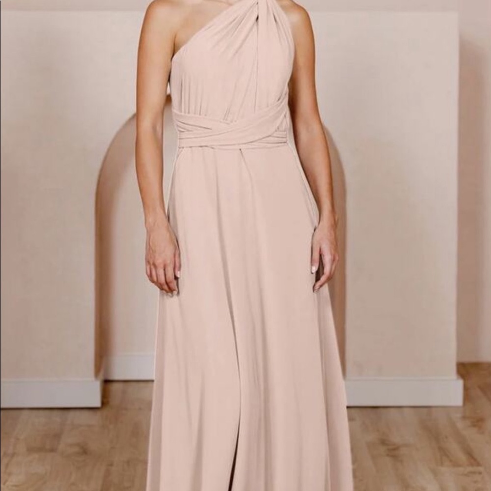 Revelry size 8 chiffon convertible dress in blush - 911